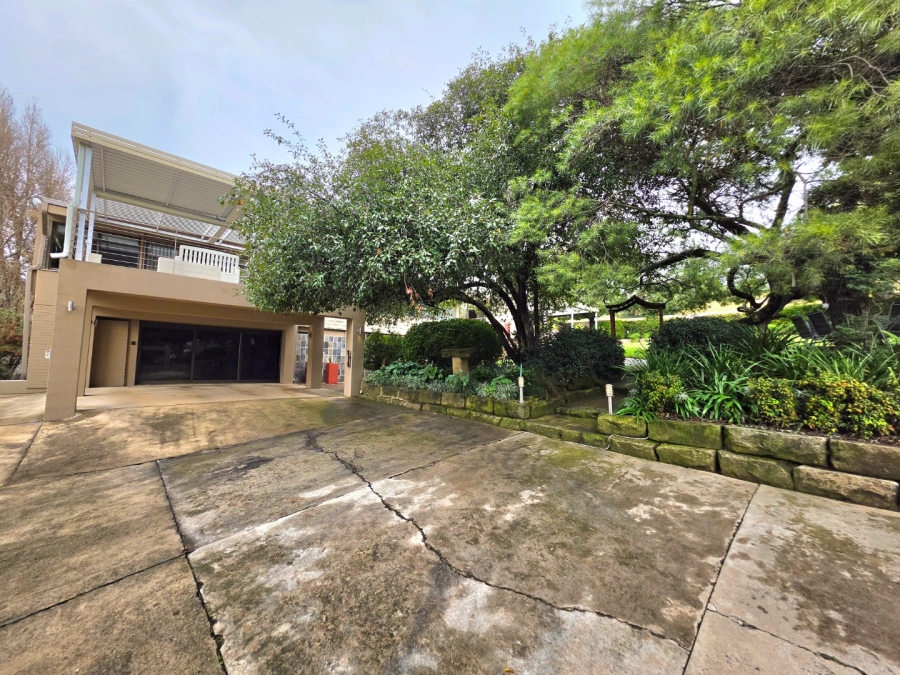 4 Bedroom Property for Sale in Eureka Free State